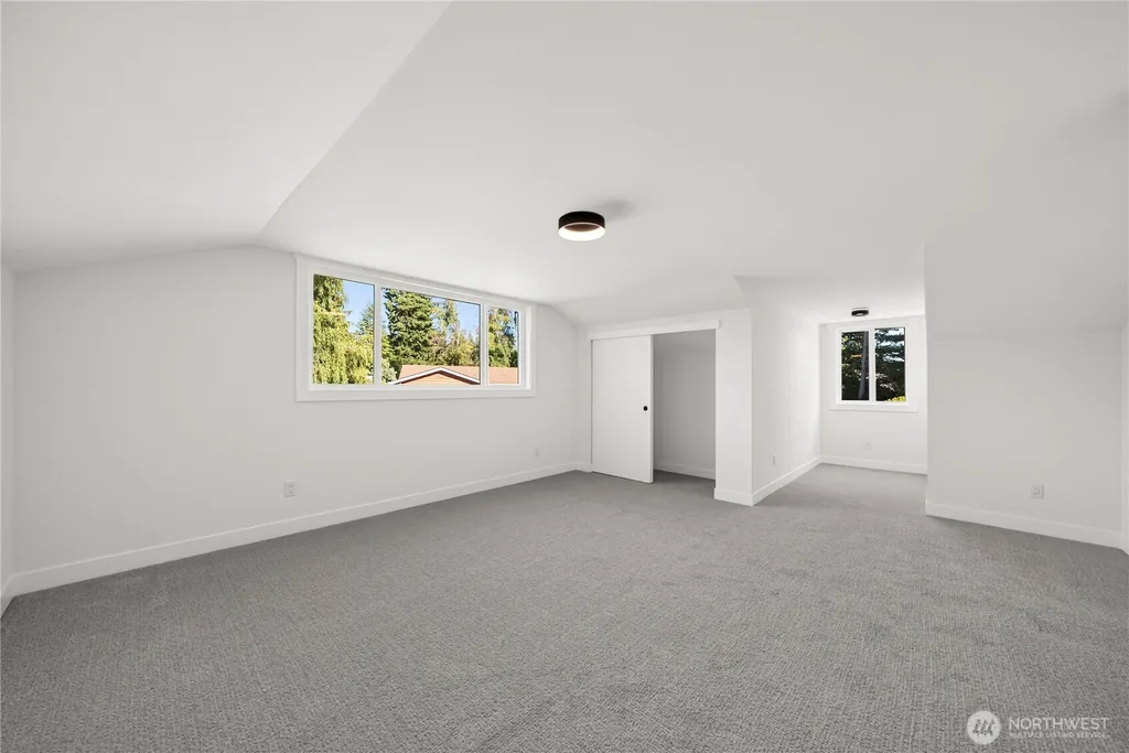 31509 42nd Avenue SE Federal Way WA 98023