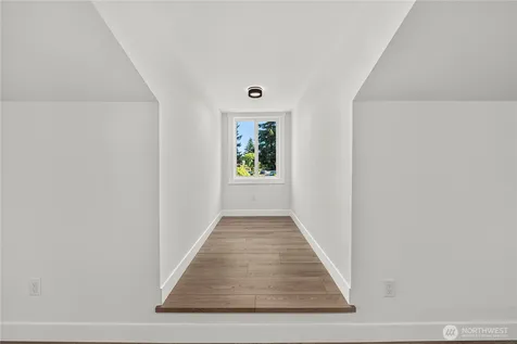 31509 42nd Avenue SE Federal Way WA 98023