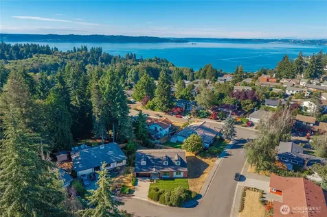 31509 42nd Avenue SE Federal Way WA 98023