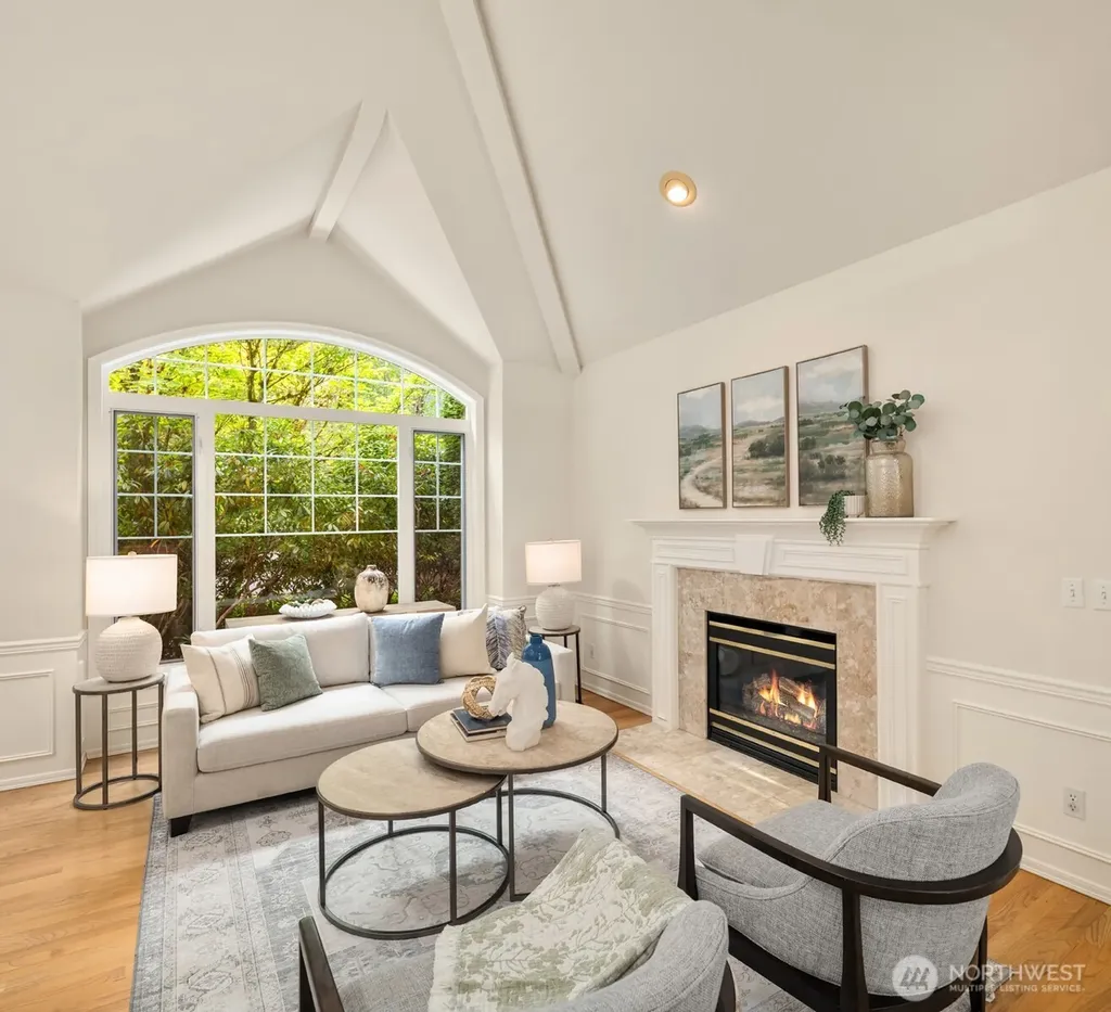 24416 SE 4th Place Sammamish WA 98074