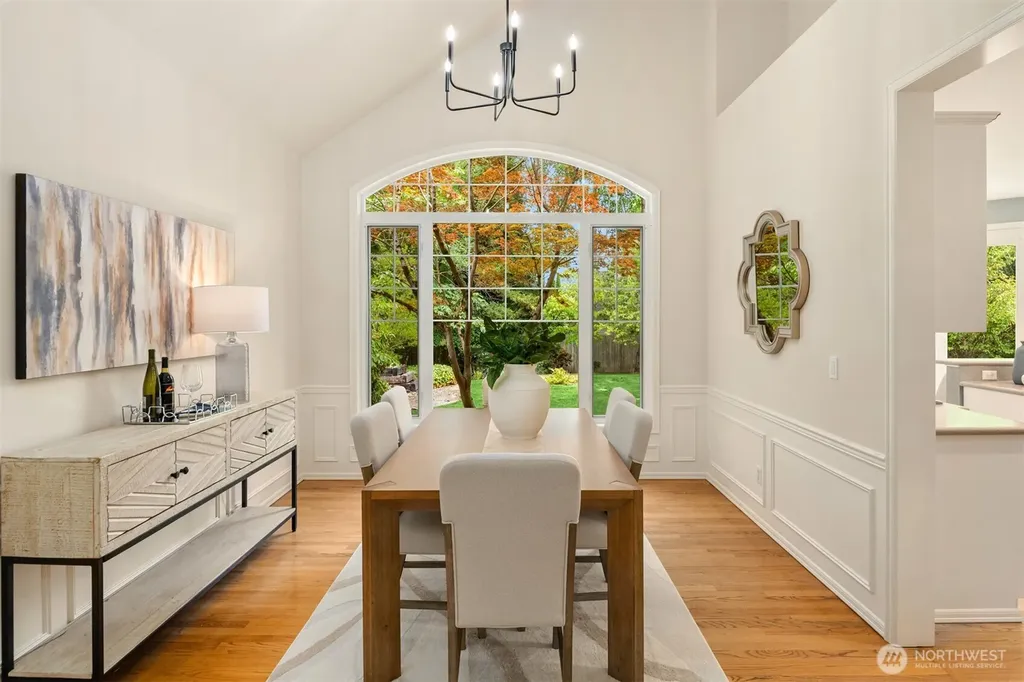 24416 SE 4th Place Sammamish WA 98074