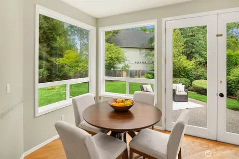 24416 SE 4th Place Sammamish WA 98074