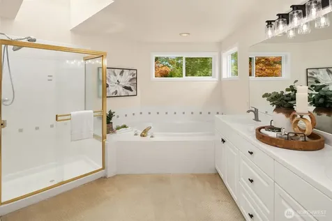 24416 SE 4th Place Sammamish WA 98074