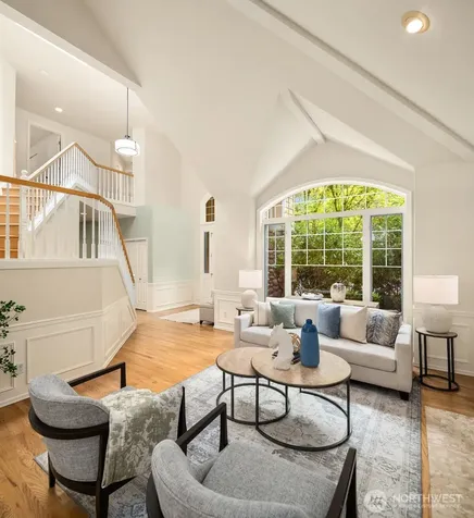 24416 SE 4th Place Sammamish WA 98074