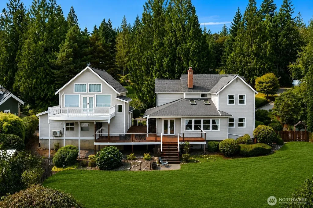 1718 292nd Place NE Carnation WA 98014