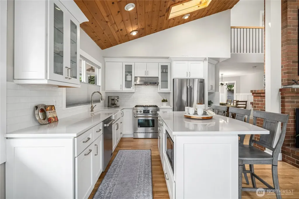 1718 292nd Place NE Carnation WA 98014