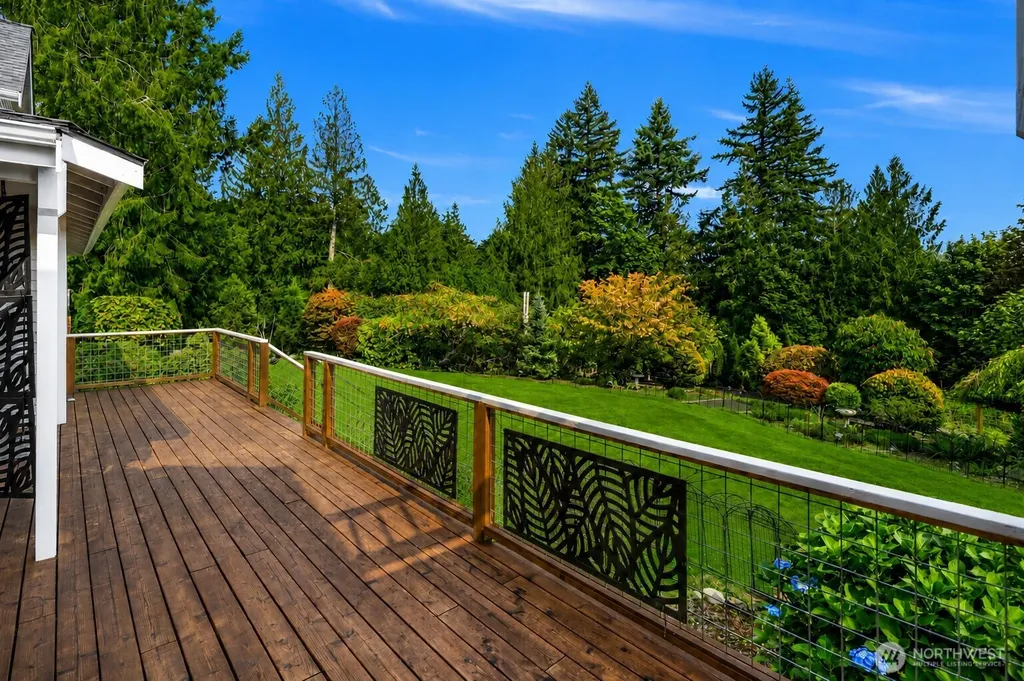 1718 292nd Place NE Carnation WA 98014