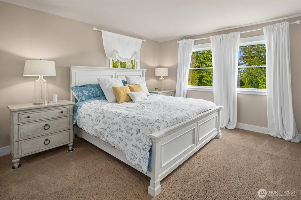 1718 292nd Place NE Carnation WA 98014
