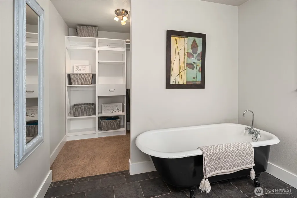 1718 292nd Place NE Carnation WA 98014