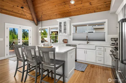 1718 292nd Place NE Carnation WA 98014