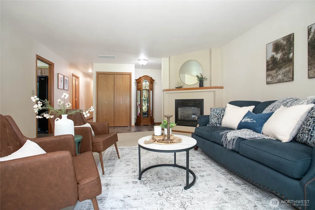 6830 Golf View Drive Lynden WA 98264