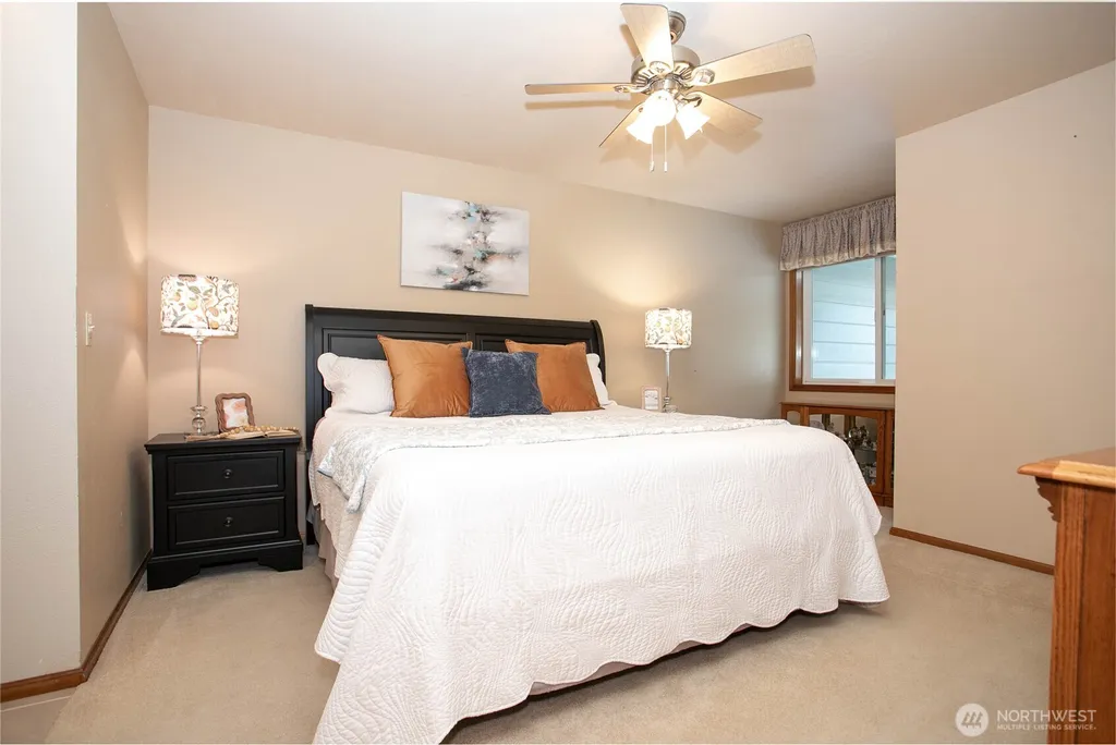 6830 Golf View Drive Lynden WA 98264