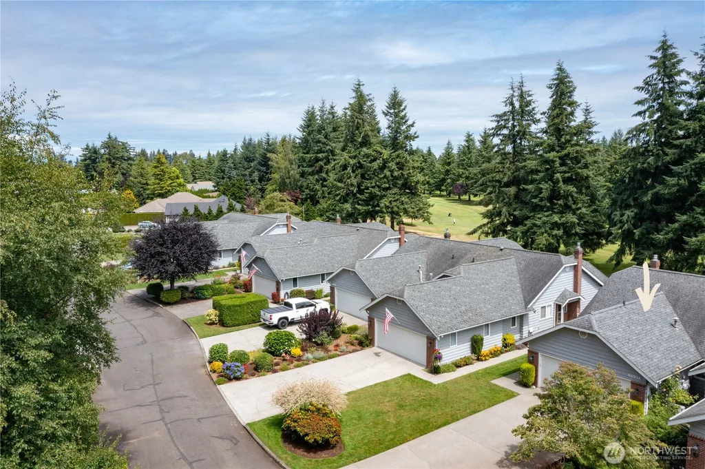 6830 Golf View Drive Lynden WA 98264