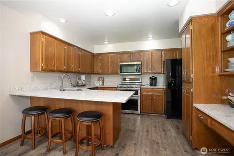 6830 Golf View Drive Lynden WA 98264