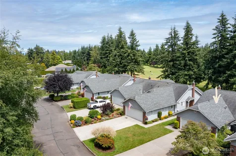 6830 Golf View Drive Lynden WA 98264