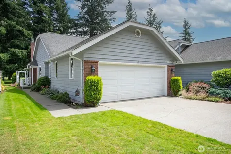 6830 Golf View Drive Lynden WA 98264