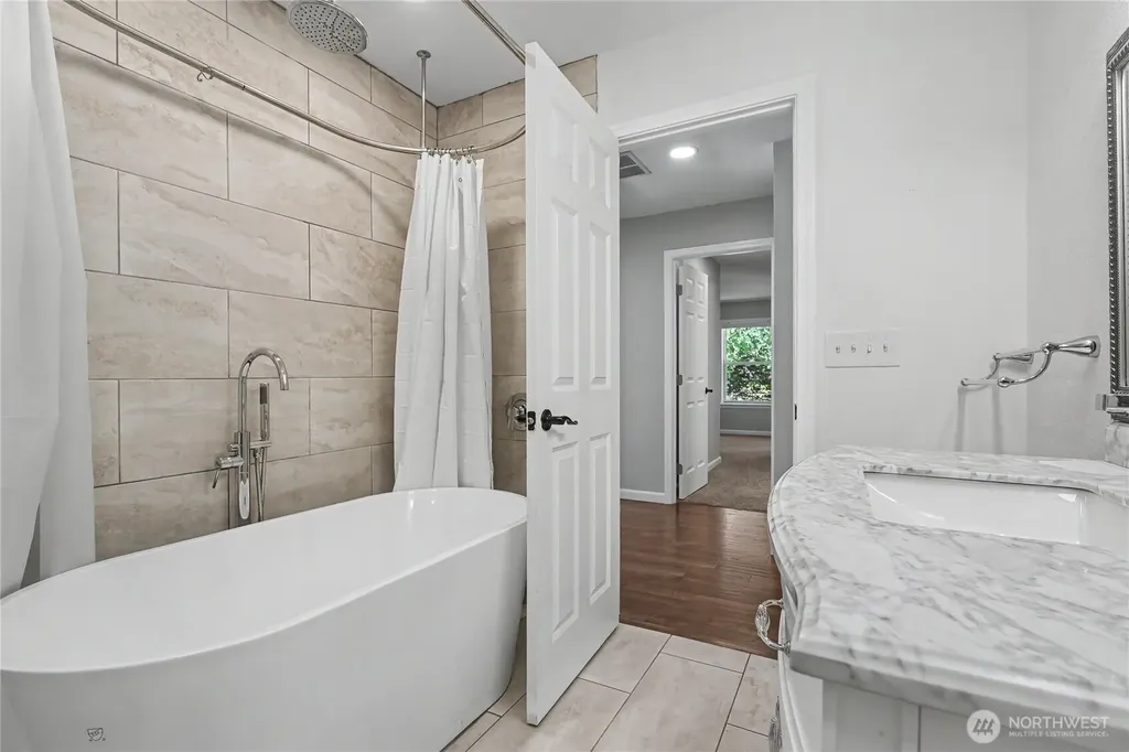 6411 W Sarazen Street SE Olympia WA 98513