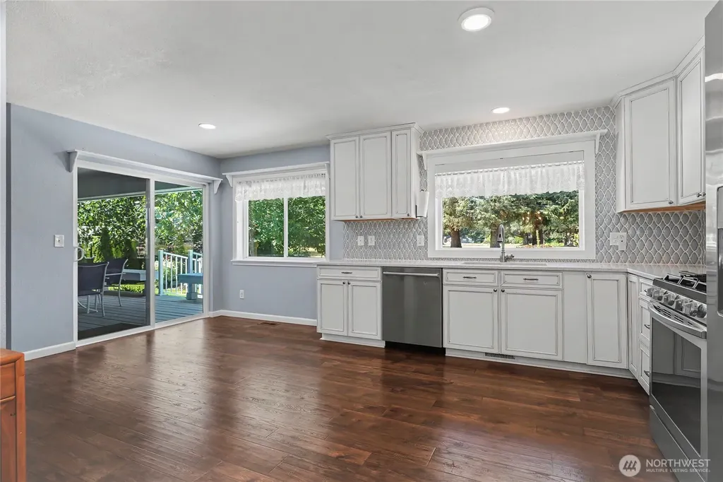 6411 W Sarazen Street SE Olympia WA 98513