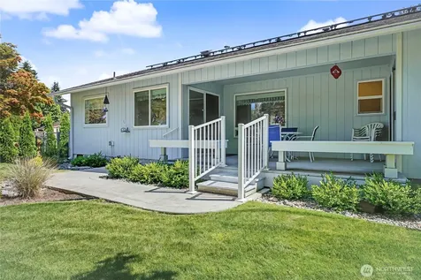 6411 W Sarazen Street SE Olympia WA 98513