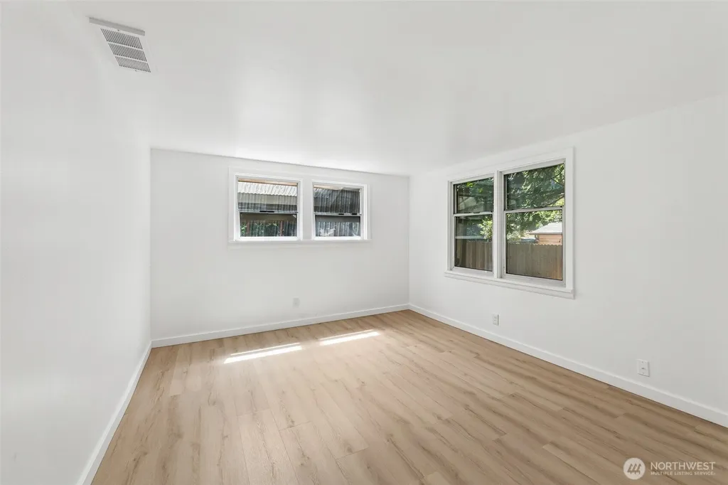 7629 236th Street SW Edmonds WA 98026