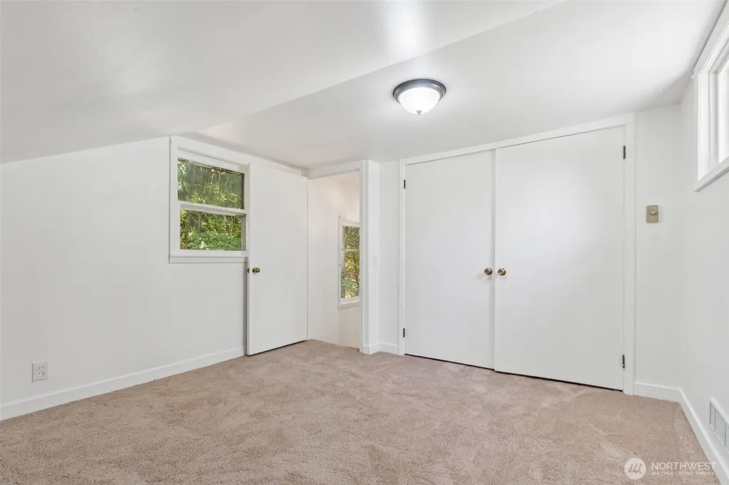 7629 236th Street SW Edmonds WA 98026