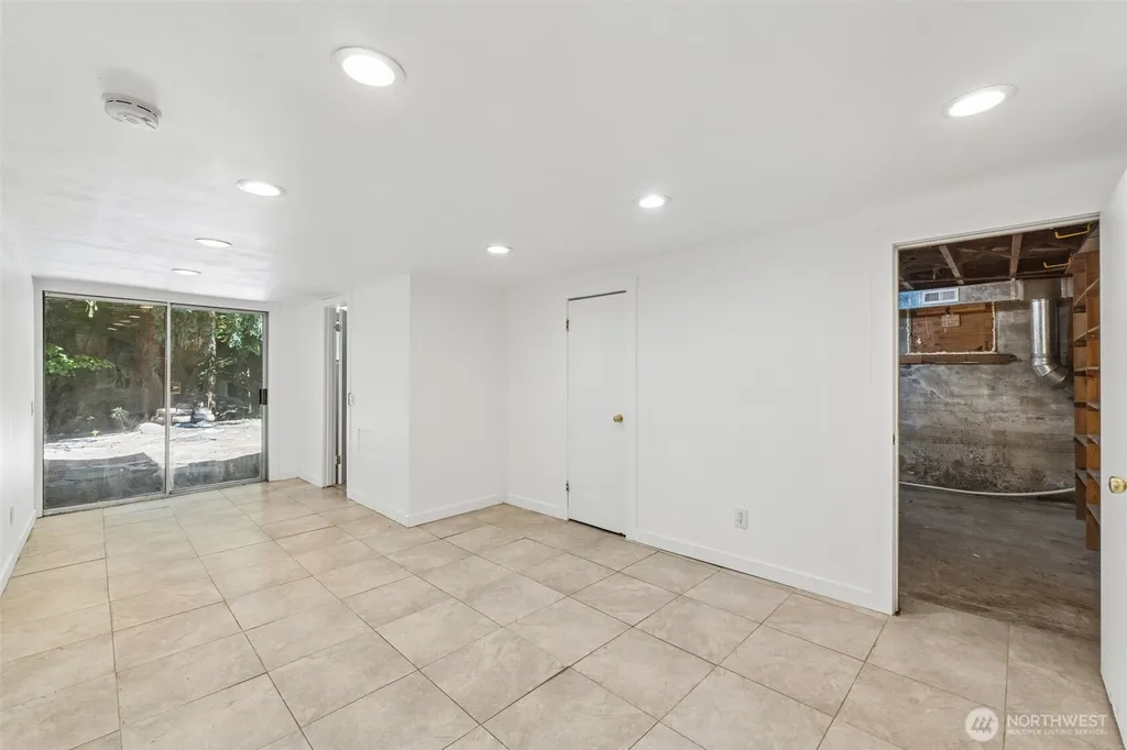 7629 236th Street SW Edmonds WA 98026