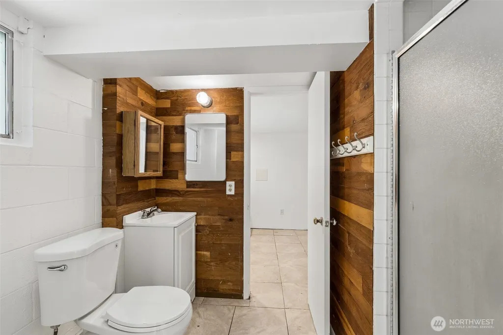 7629 236th Street SW Edmonds WA 98026