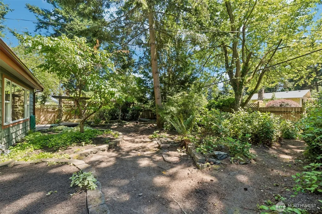7629 236th Street SW Edmonds WA 98026