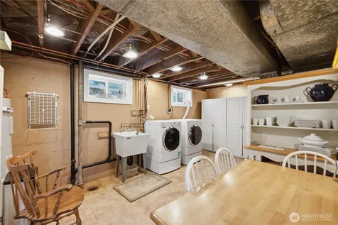 3947 SW Portland Street Seattle WA 98136