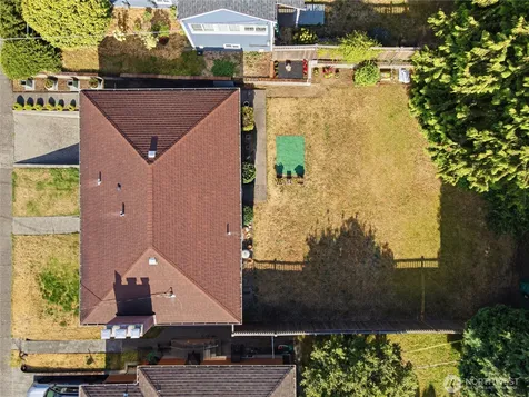 3947 SW Portland Street Seattle WA 98136