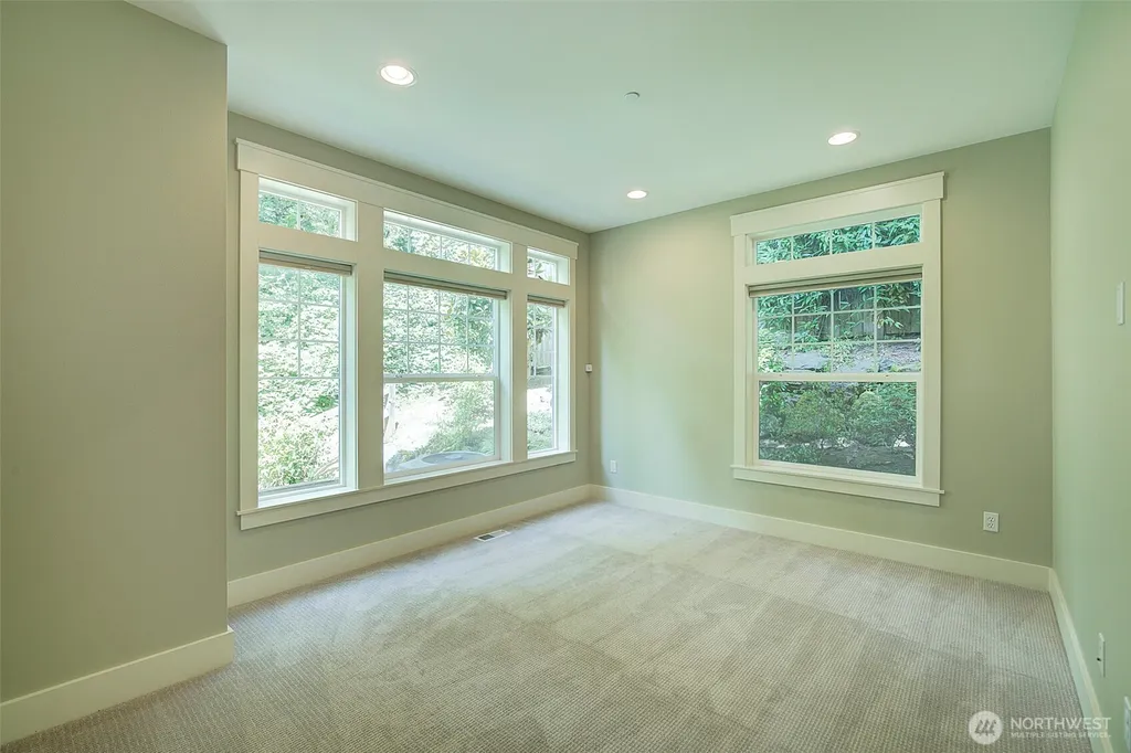 11408 99th Place NE Kirkland WA 98033