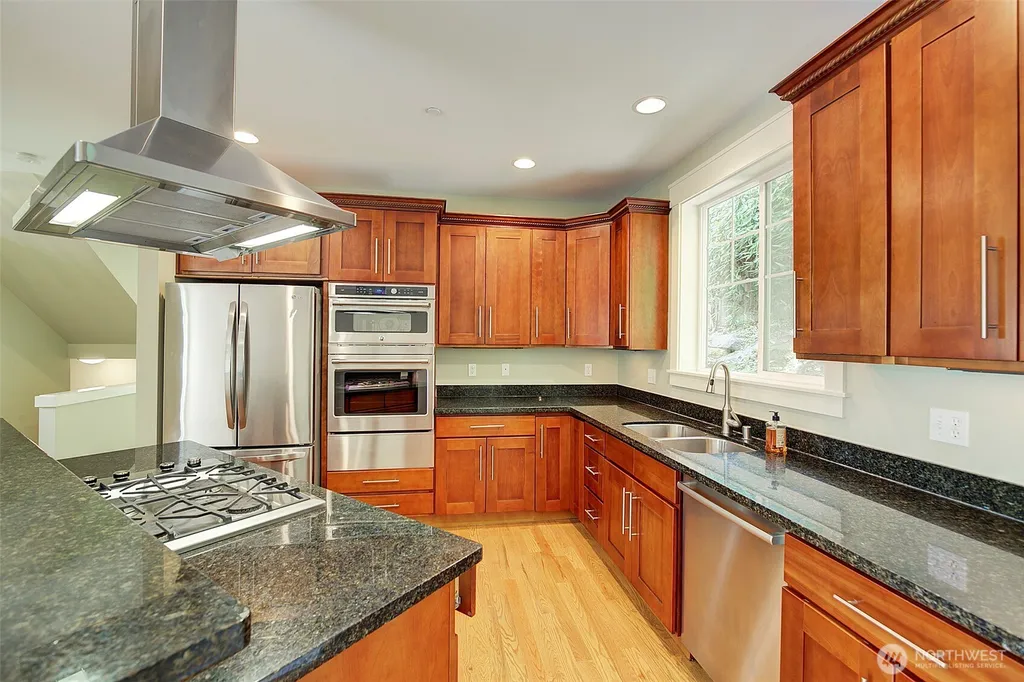 11408 99th Place NE Kirkland WA 98033