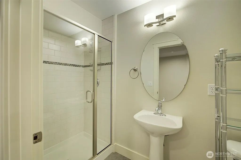 11408 99th Place NE Kirkland WA 98033