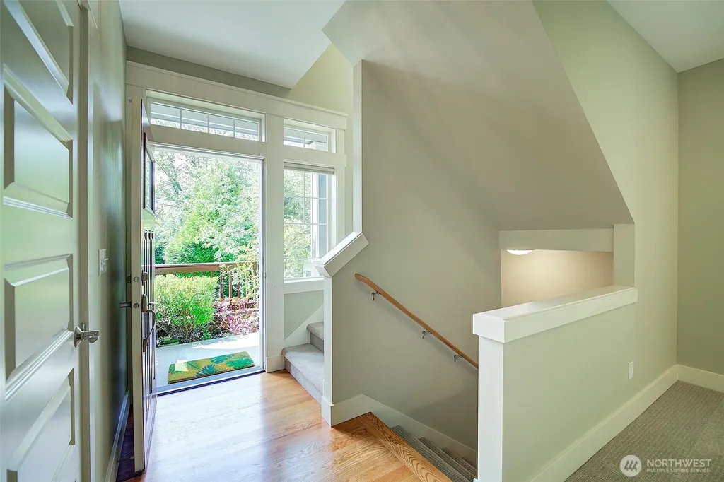 11408 99th Place NE Kirkland WA 98033