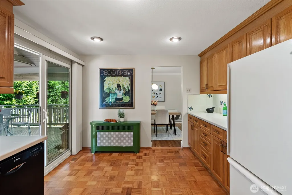 1036 146th Avenue SE Bellevue WA 98007