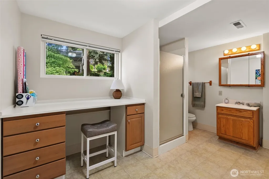1036 146th Avenue SE Bellevue WA 98007