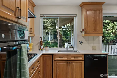 1036 146th Avenue SE Bellevue WA 98007