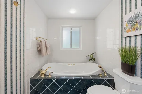 1036 146th Avenue SE Bellevue WA 98007