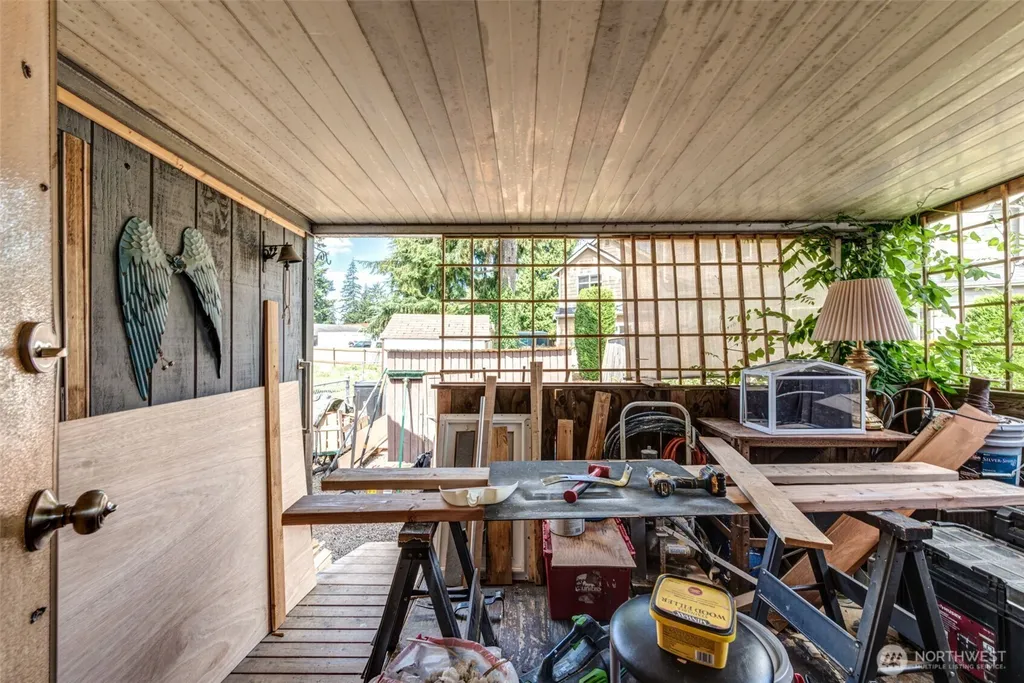 11622 Silver Lake Road Everett WA 98208