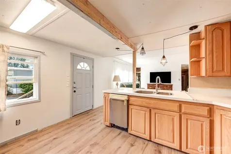 11622 Silver Lake Road Everett WA 98208