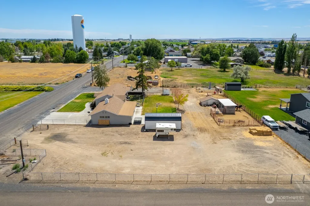 2096 Hamilton Road NE Moses Lake WA 98837