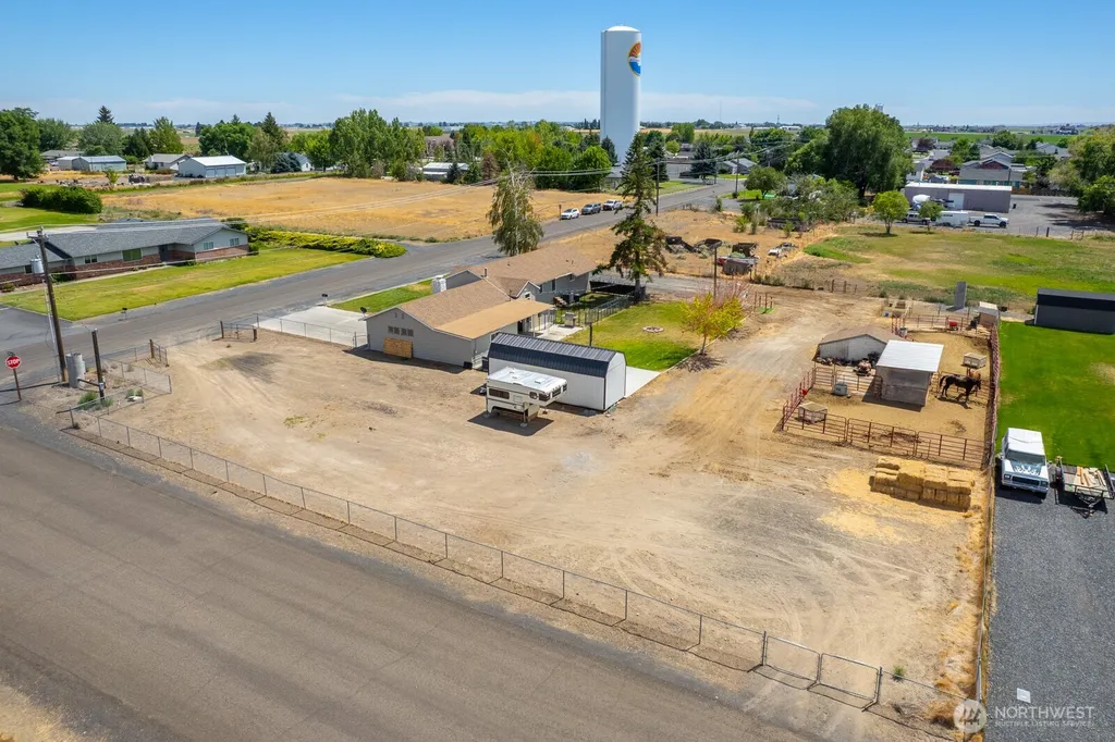 2096 Hamilton Road NE Moses Lake WA 98837
