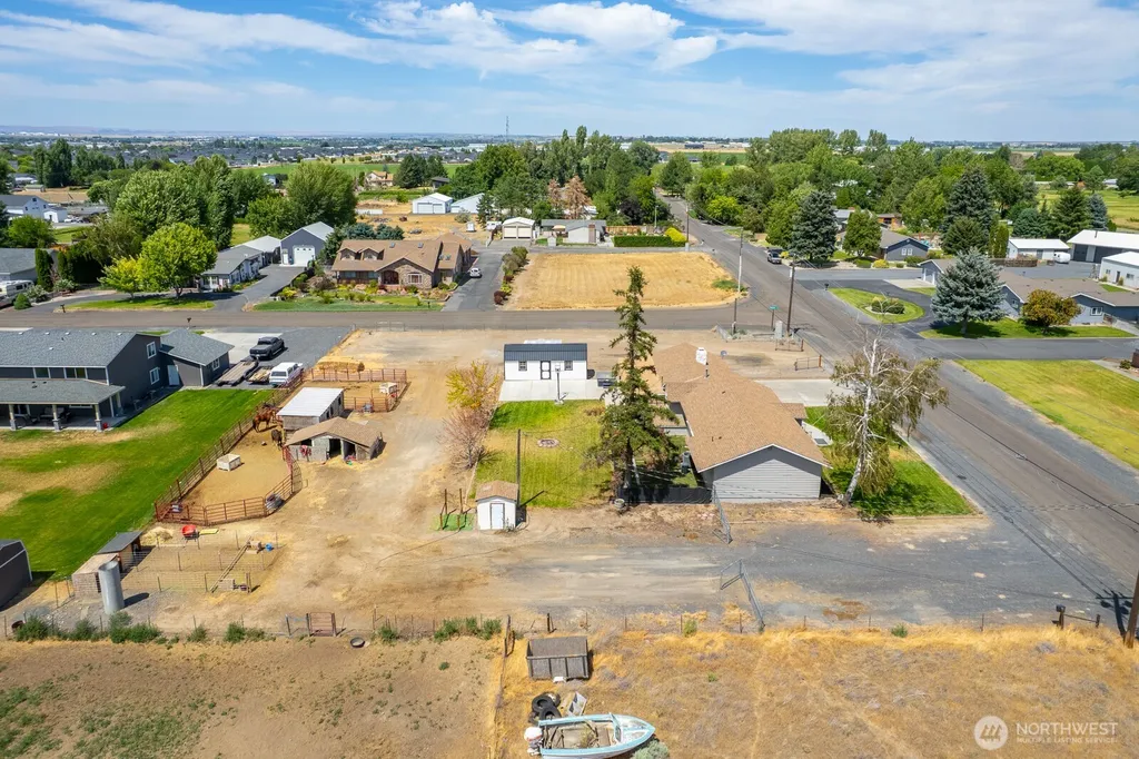 2096 Hamilton Road NE Moses Lake WA 98837