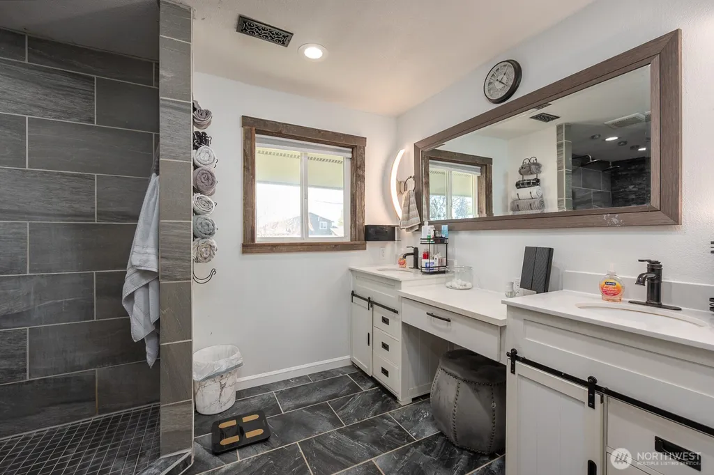 2096 Hamilton Road NE Moses Lake WA 98837