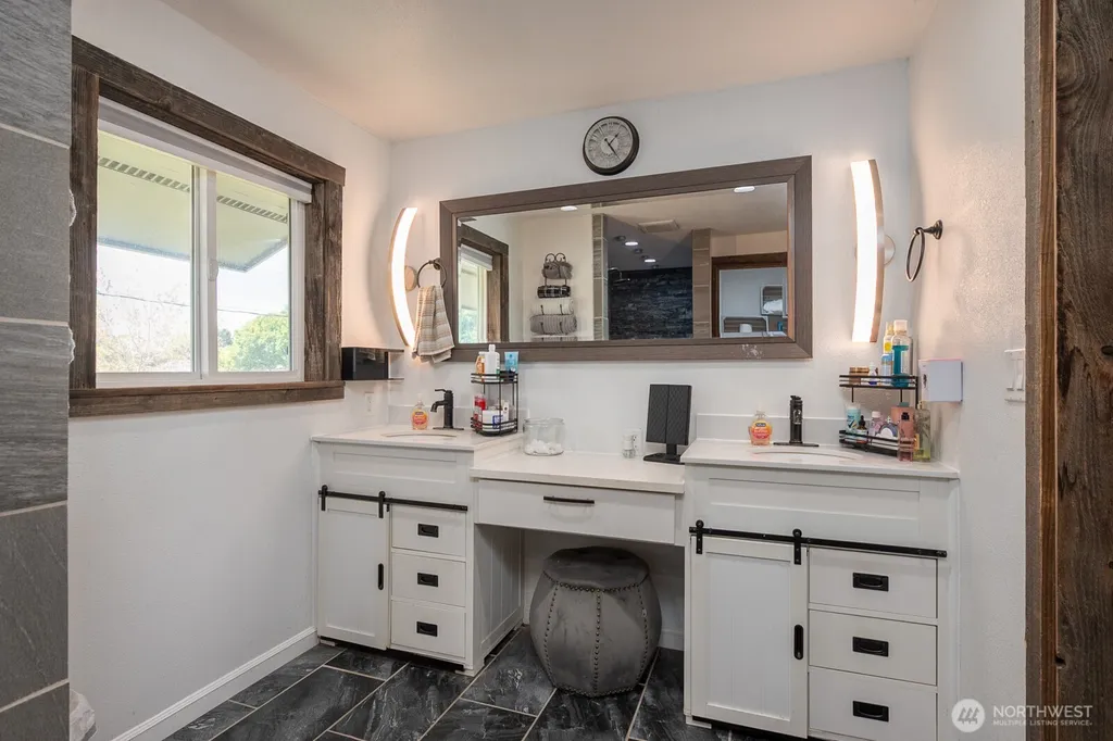 2096 Hamilton Road NE Moses Lake WA 98837