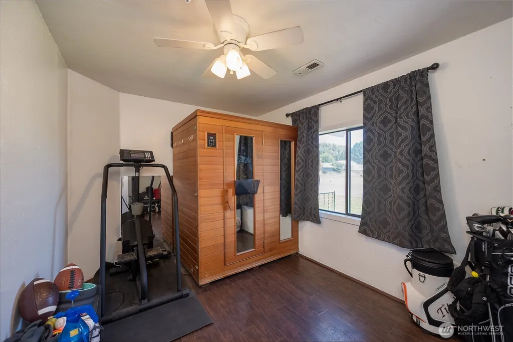 2096 Hamilton Road NE Moses Lake WA 98837