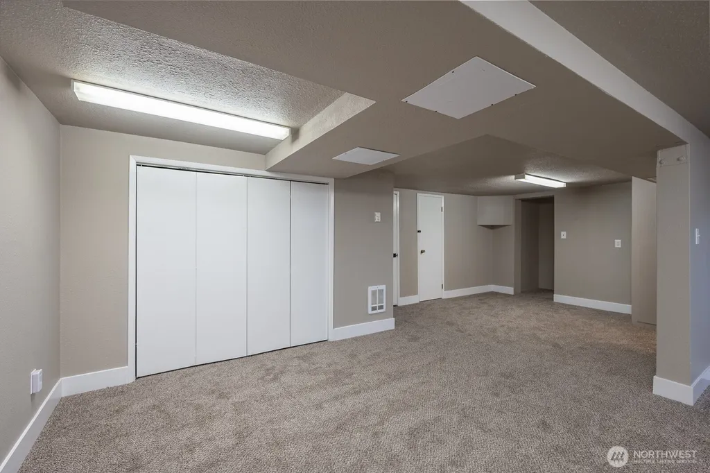 2096 Hamilton Road NE Moses Lake WA 98837