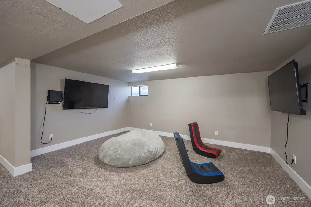 2096 Hamilton Road NE Moses Lake WA 98837