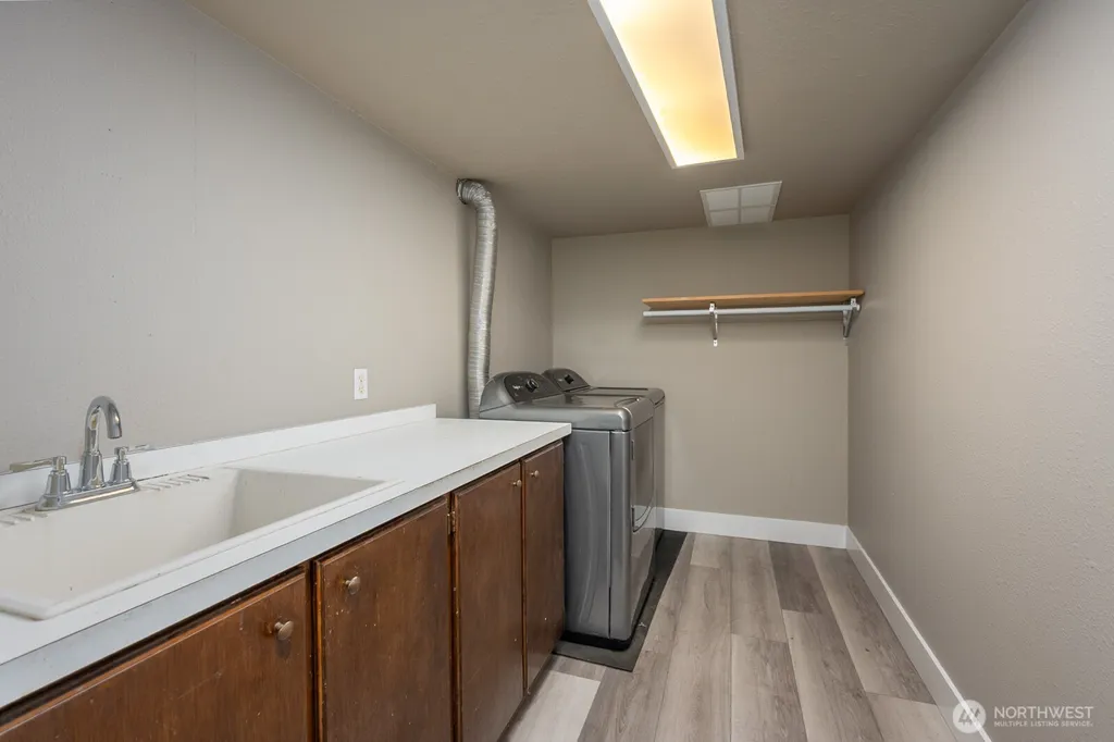 2096 Hamilton Road NE Moses Lake WA 98837