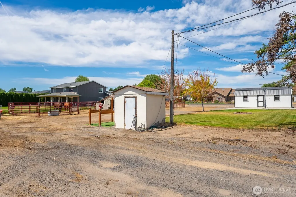 2096 Hamilton Road NE Moses Lake WA 98837